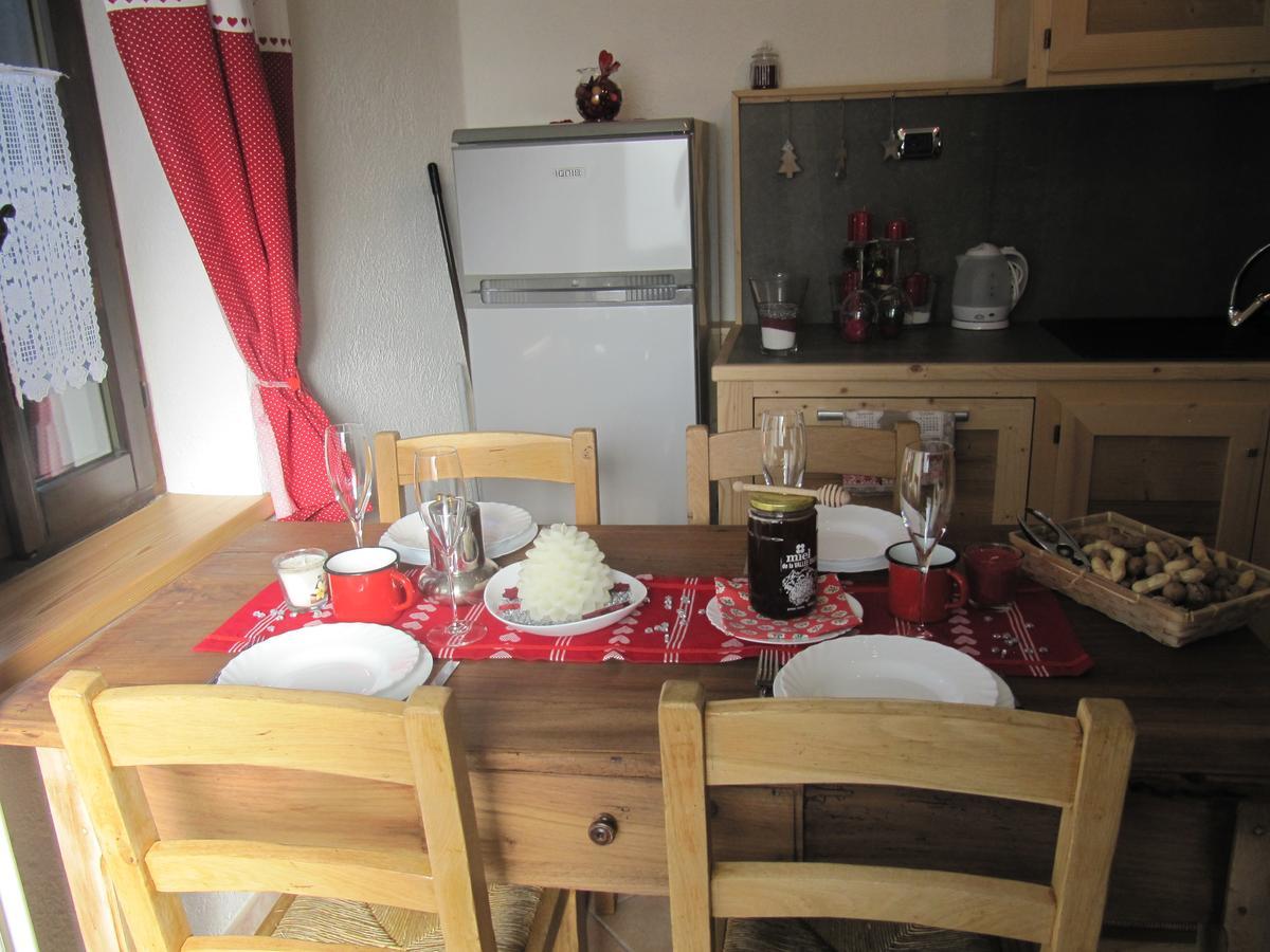 Maison Des Abeilles Vda Gressan N 0028 Екстериор снимка