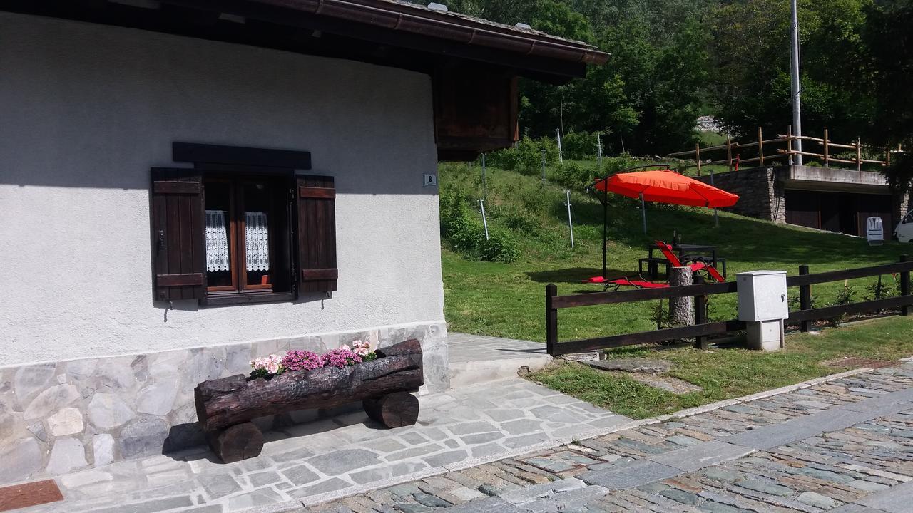 Maison Des Abeilles Vda Gressan N 0028 Екстериор снимка
