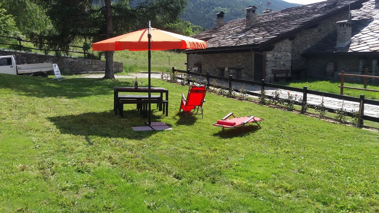 Maison Des Abeilles Vda Gressan N 0028 Екстериор снимка