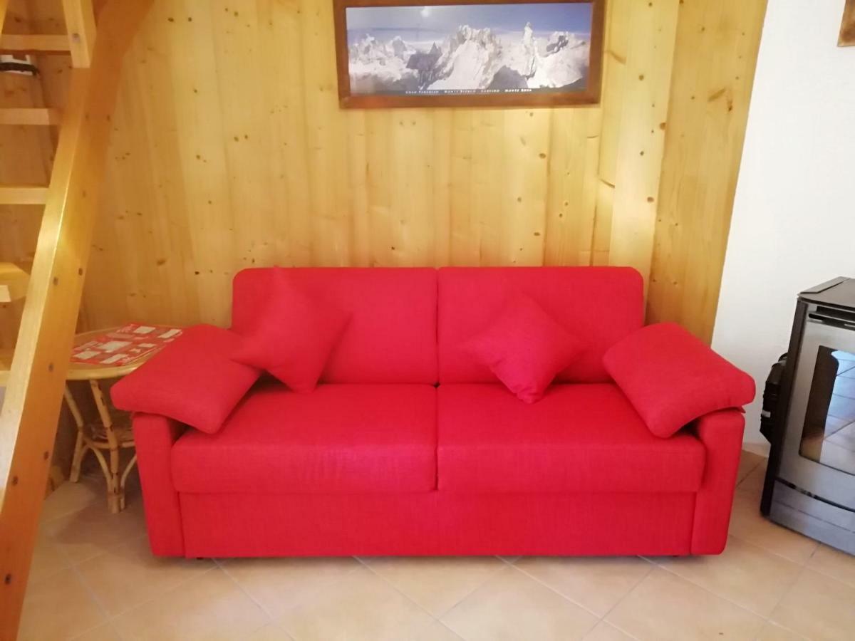 Maison Des Abeilles Vda Gressan N 0028 Екстериор снимка
